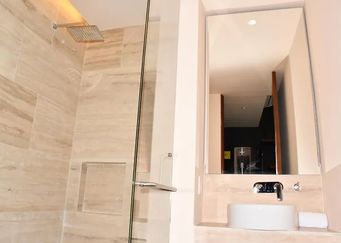 Ceren Luxury At Fifth Avenue By Spot *